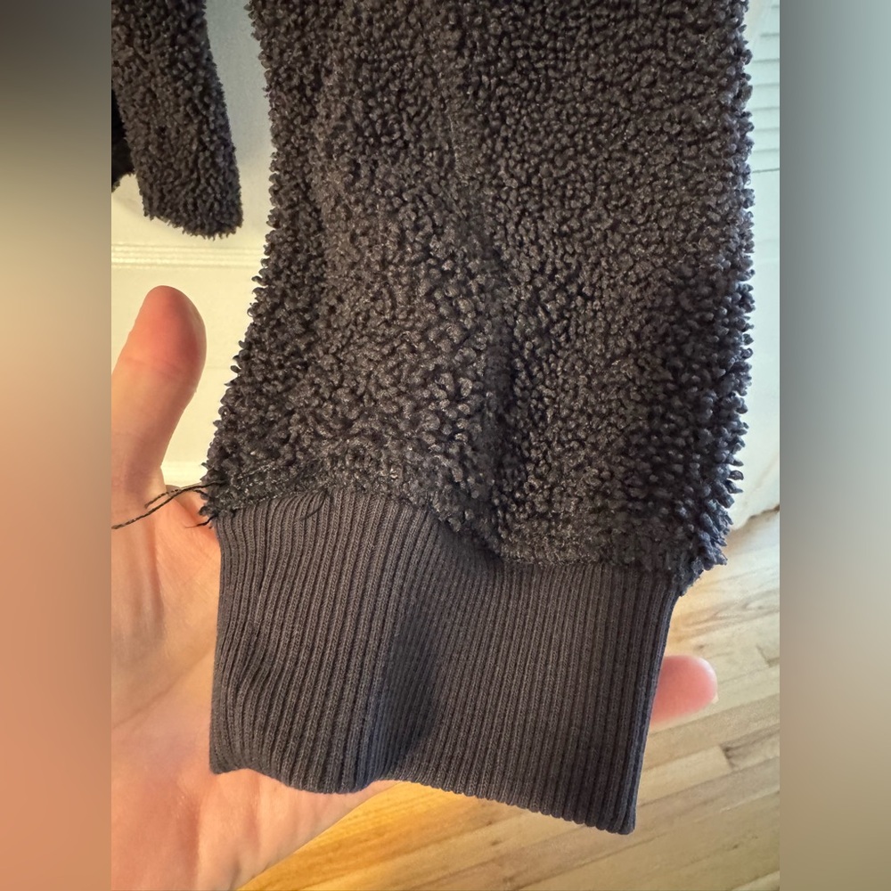 American Eagle Charcoal Gray Crewneck Sherpa Sweatshirt - Picture 6 of 11